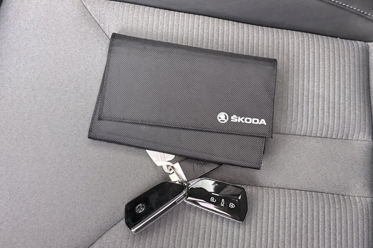 Vehicle Image 38