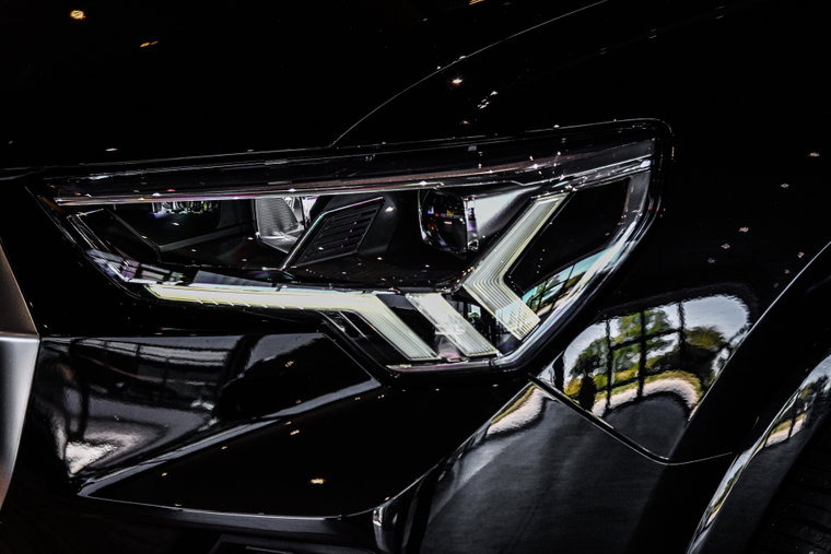 Vehicle Image 8