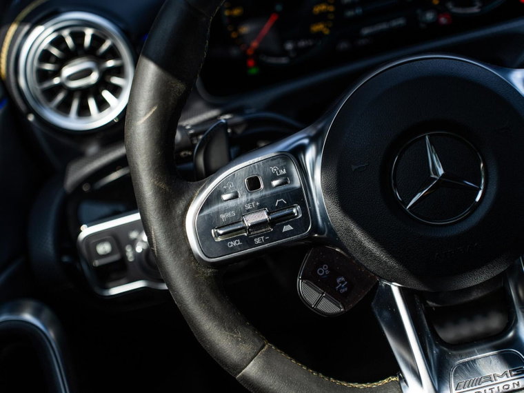 Vehicle Image 35