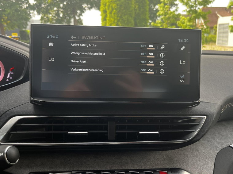 Vehicle Image 37