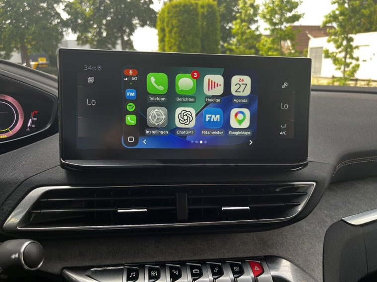 Vehicle Image 40