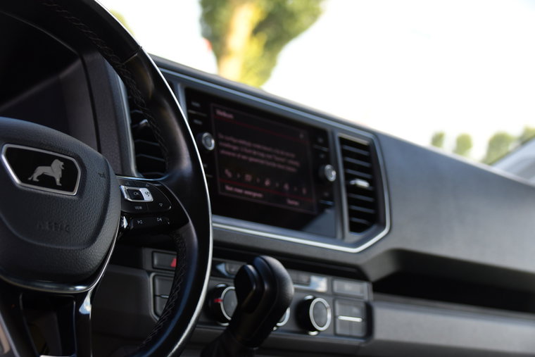Vehicle Image 13