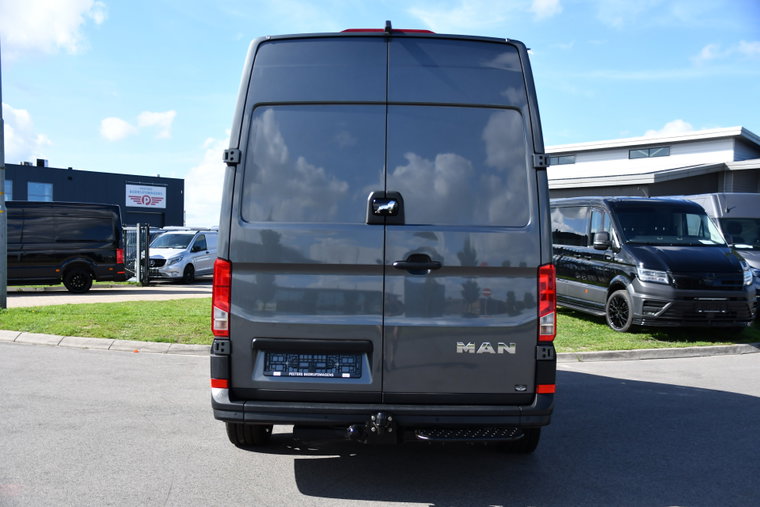 Vehicle Image 37