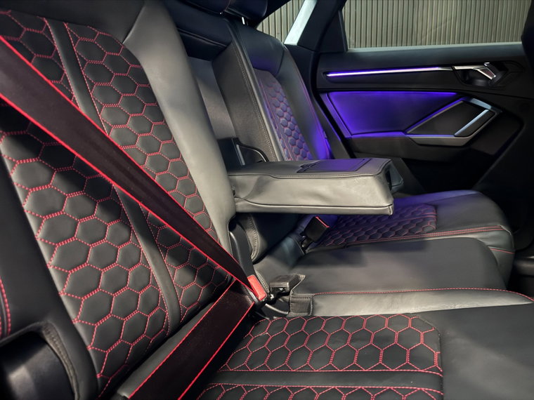 Vehicle Image 39