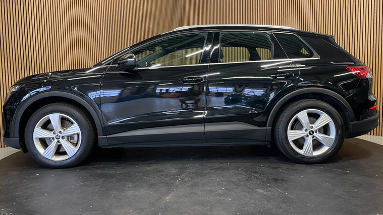 Vehicle Image 31