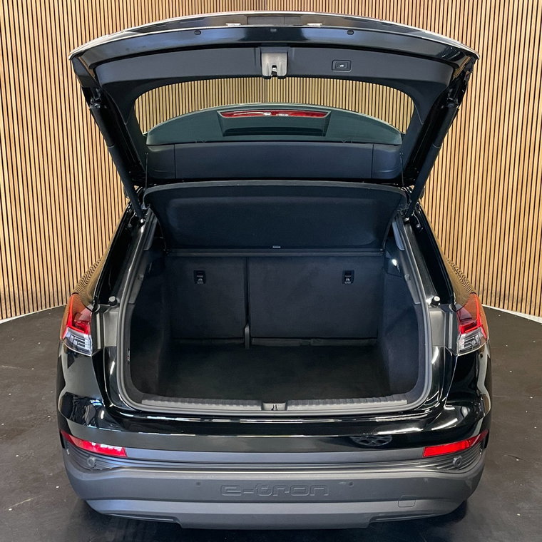 Vehicle Image 37