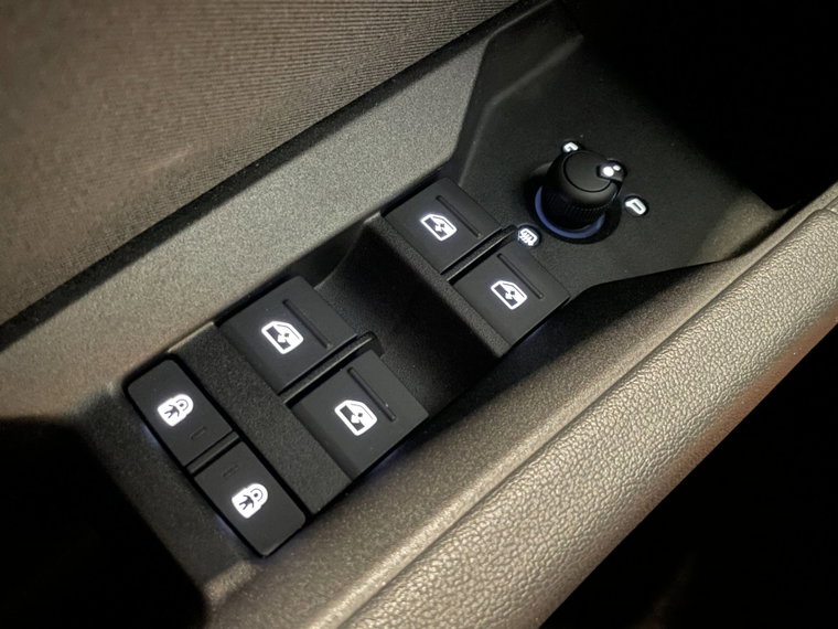 Vehicle Image 48