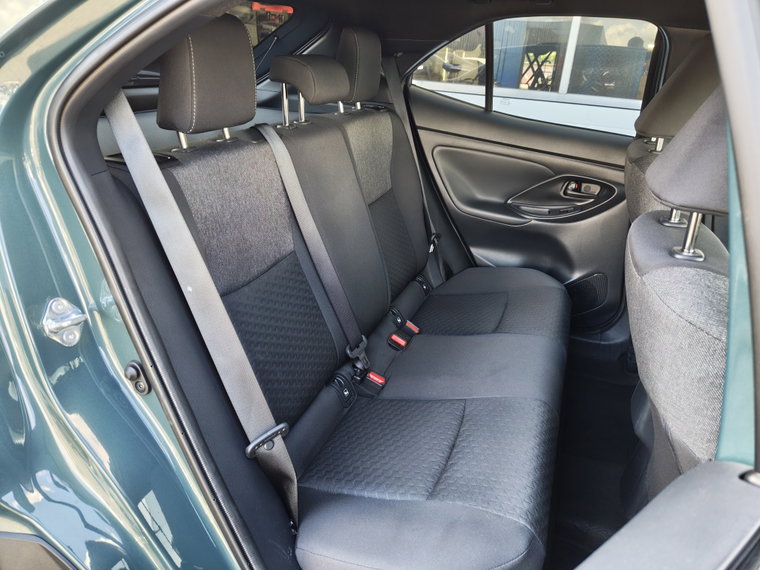 Vehicle Image 30