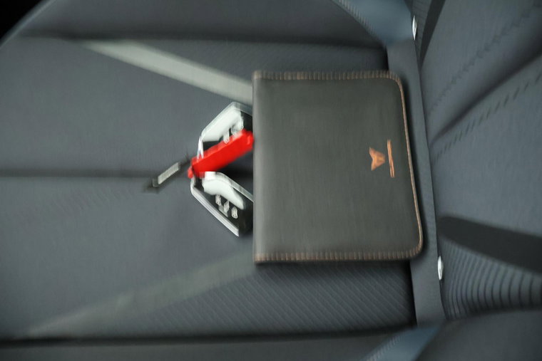 Vehicle Image 36