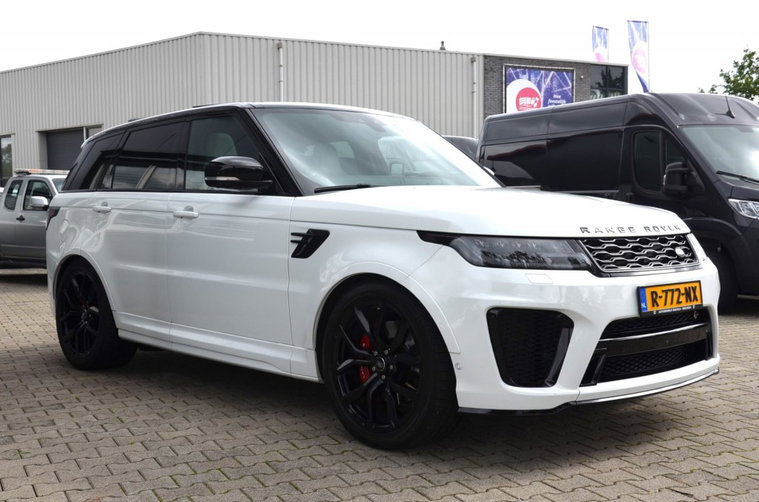 Vehicle Image 32