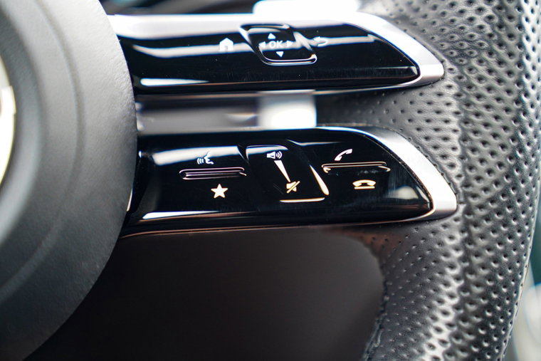 Vehicle Image 40