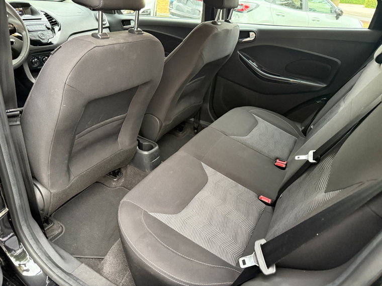Vehicle Image 23