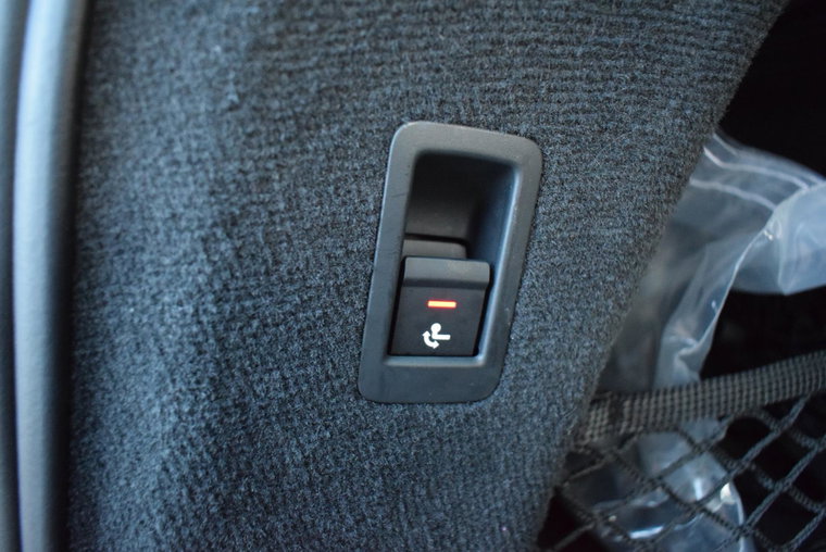 Vehicle Image 47