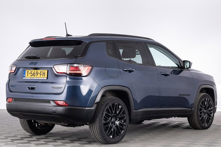 Vehicle Image 50