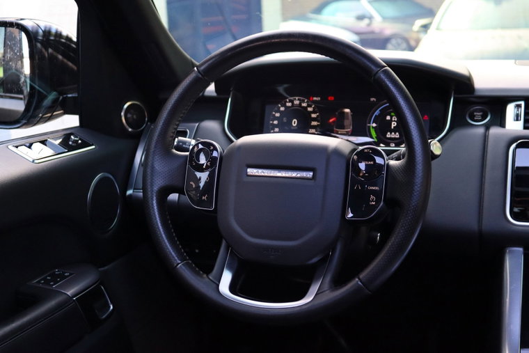 Vehicle Image 21