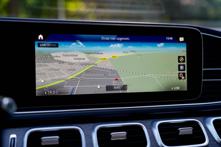 Vehicle Image 11