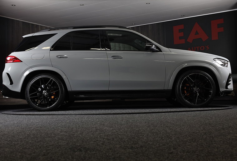 Vehicle Image 45