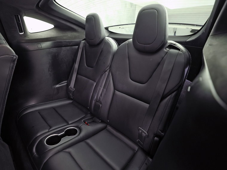 Vehicle Image 13