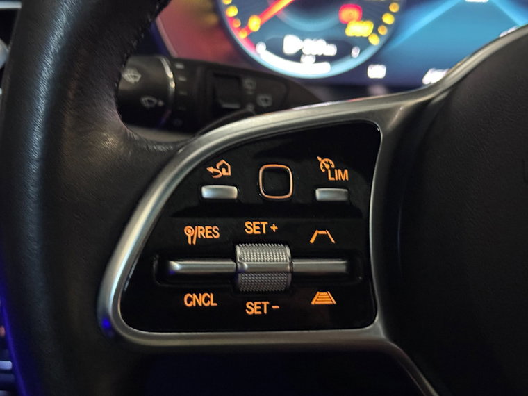 Vehicle Image 52