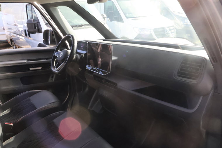 Vehicle Image 37