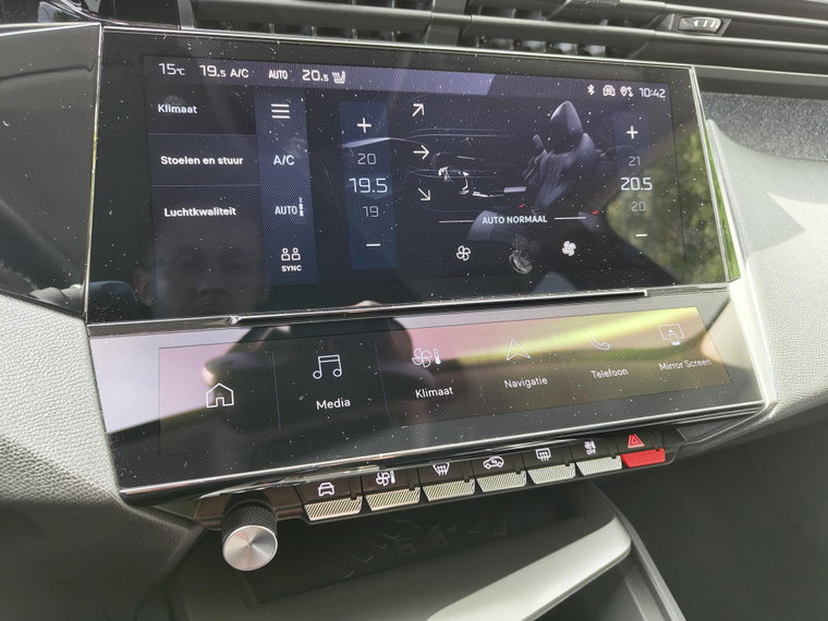 Vehicle Image 39