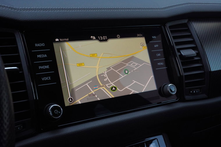 Vehicle Image 12