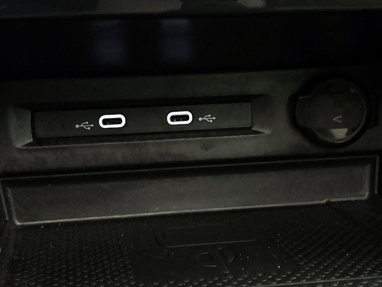 Vehicle Image 39