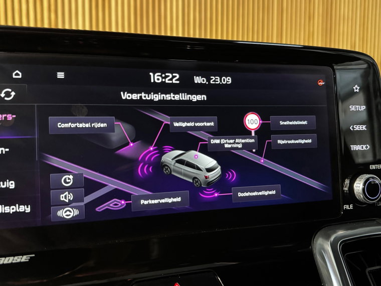 Vehicle Image 47