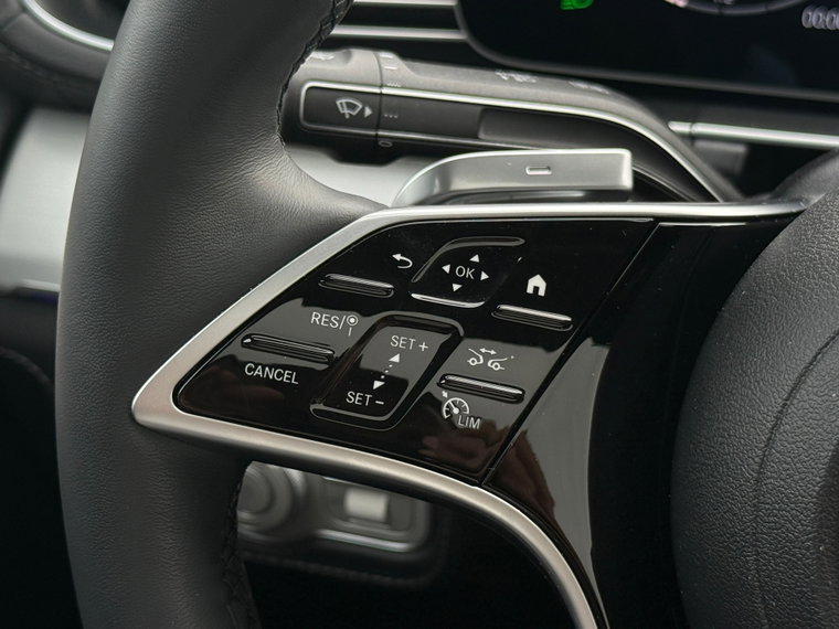 Vehicle Image 27