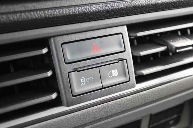 Vehicle Image 38