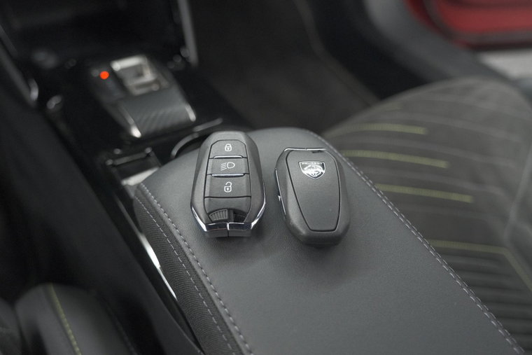Vehicle Image 15