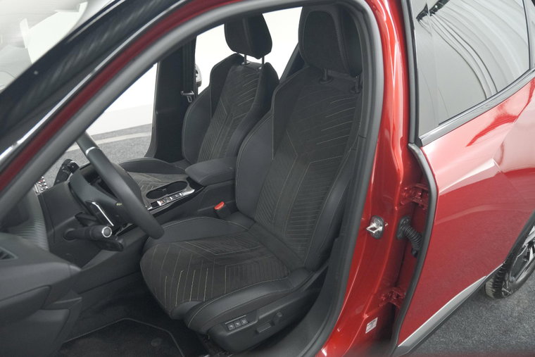 Vehicle Image 31