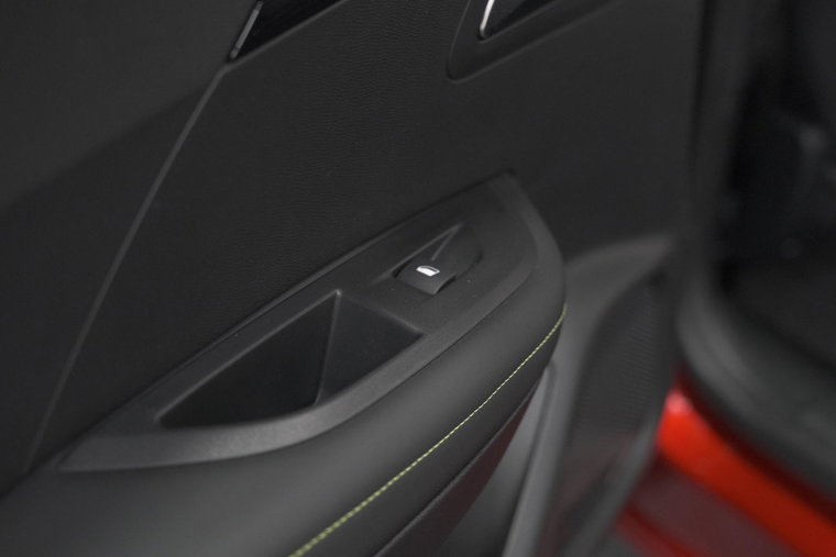 Vehicle Image 33
