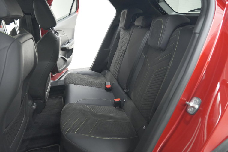 Vehicle Image 35