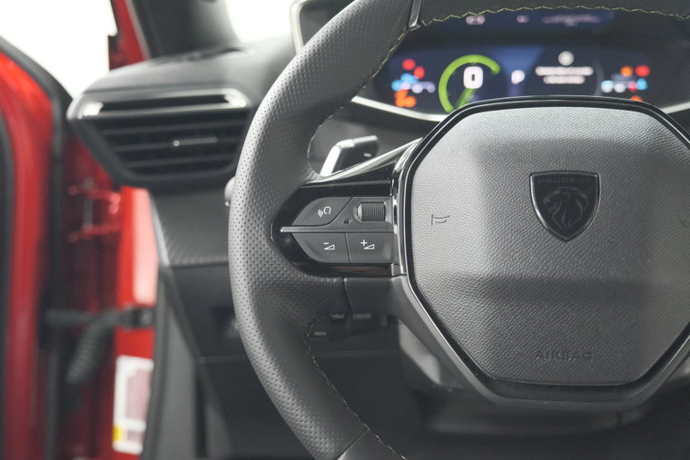 Vehicle Image 37