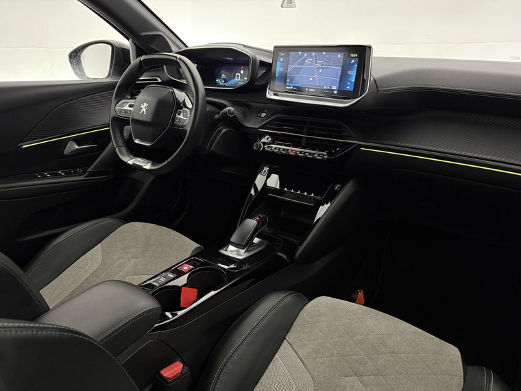 Vehicle Image 35