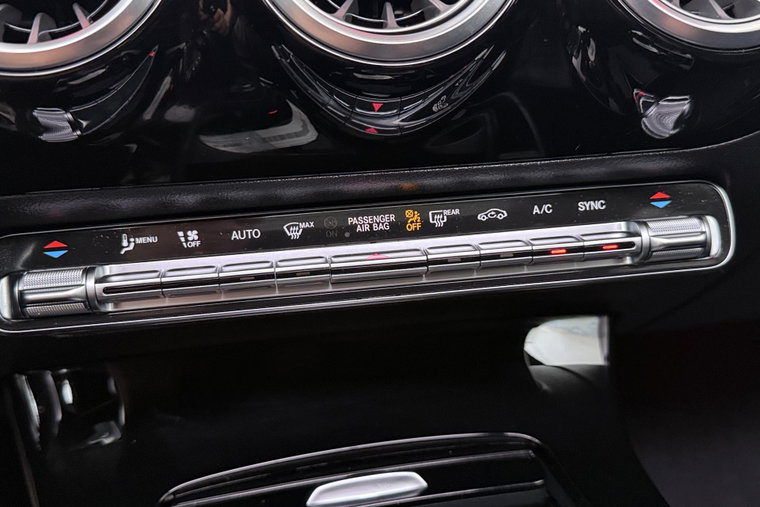 Vehicle Image 34