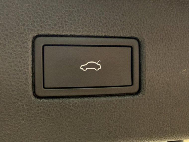 Vehicle Image 47