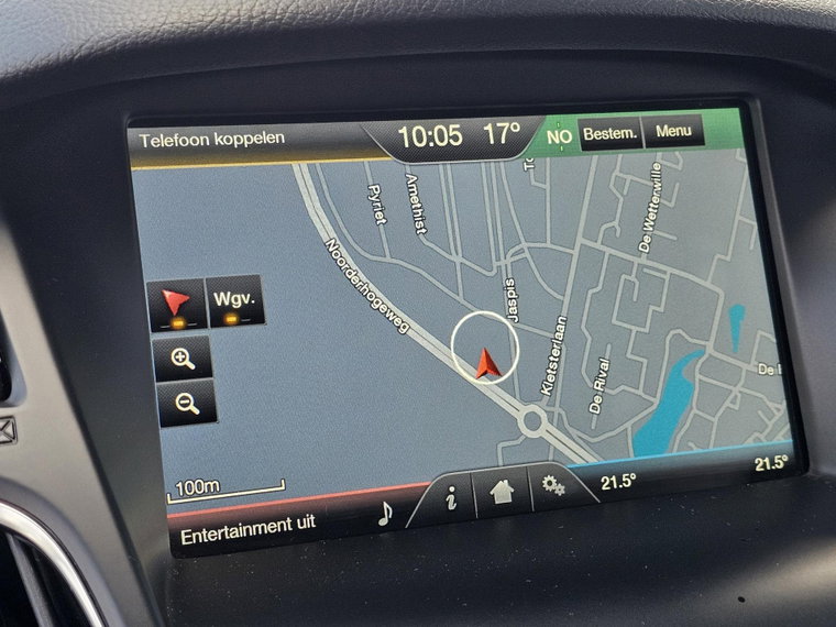 Vehicle Image 21