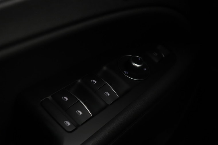 Vehicle Image 37