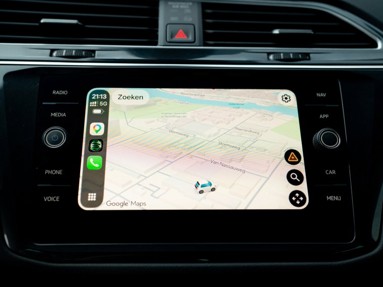 Vehicle Image 12