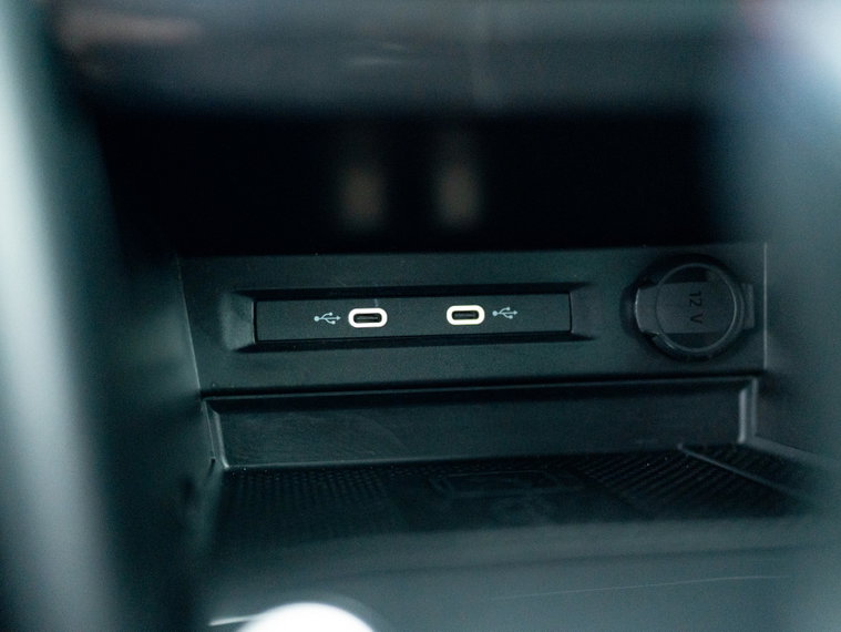 Vehicle Image 39