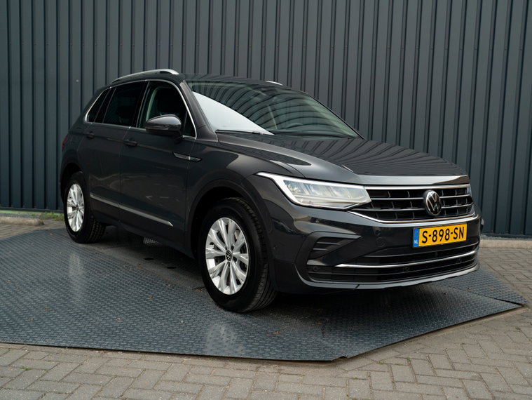 Vehicle Image 47