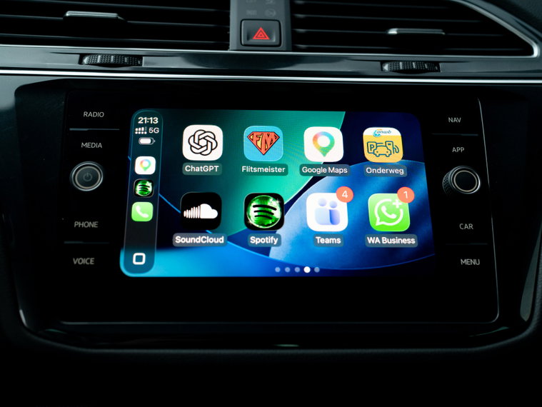 Vehicle Image 11