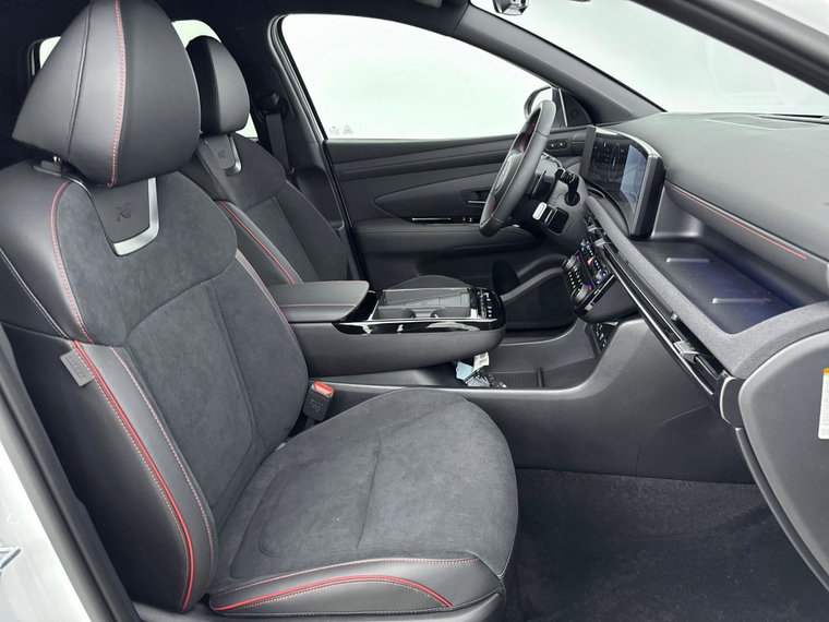 Vehicle Image 31