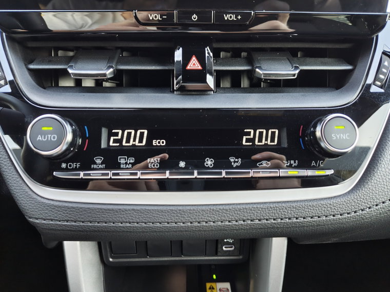 Vehicle Image 18