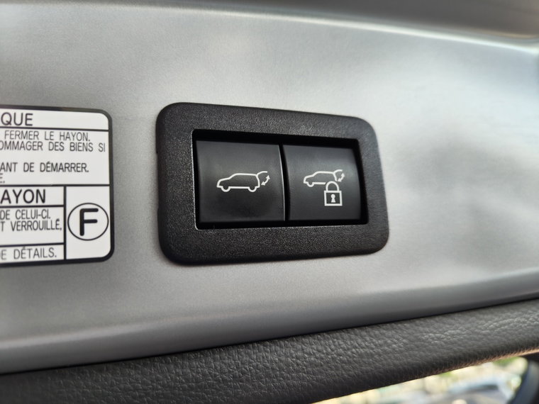 Vehicle Image 33