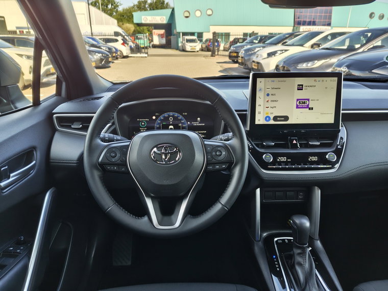 Vehicle Image 8