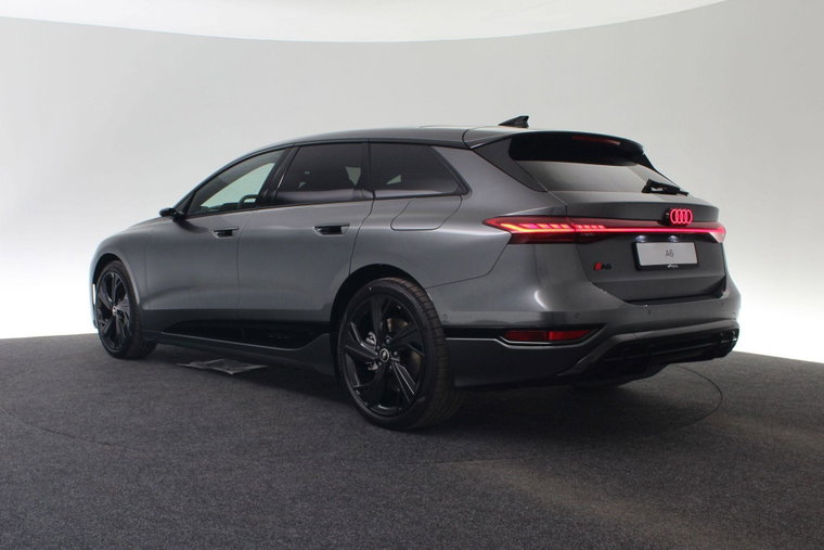 Vehicle Image 45