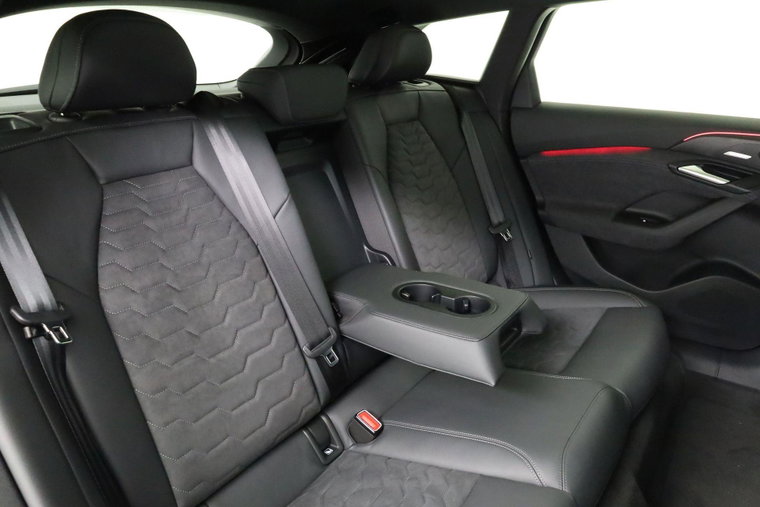 Vehicle Image 50